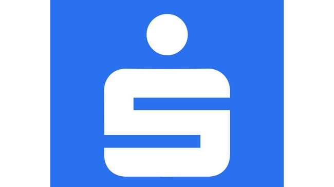 Преглед на Шпаркасе Банка: Дали кредитот за пензионери со фиксна камата е најсигурниот избор?